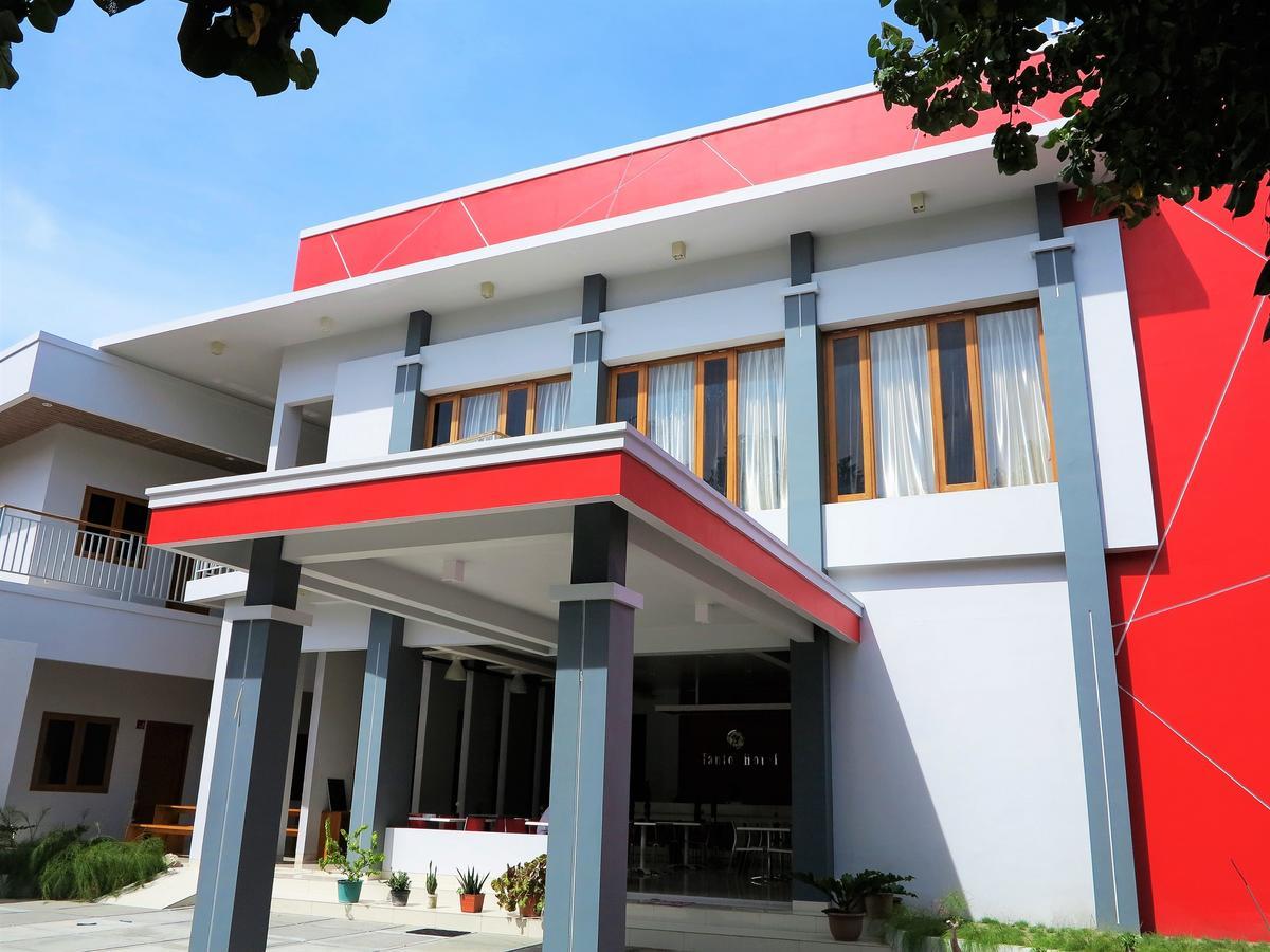Tanto Hotel Waingapu Εξωτερικό φωτογραφία